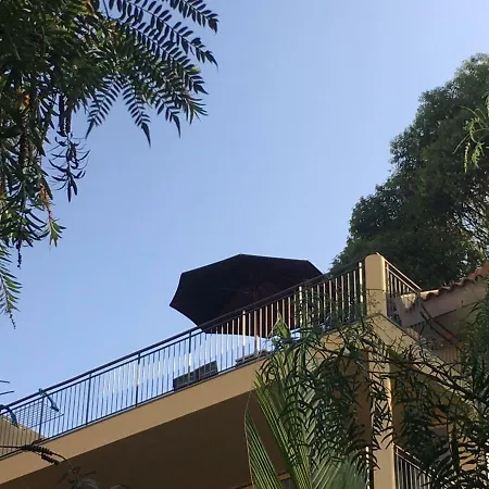 Aleixo's Terrace Penthouse Φουνκάλ