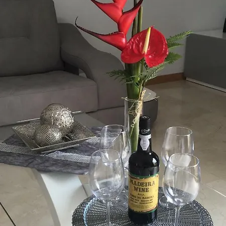 Aleixo's Terrace Penthouse Φουνκάλ